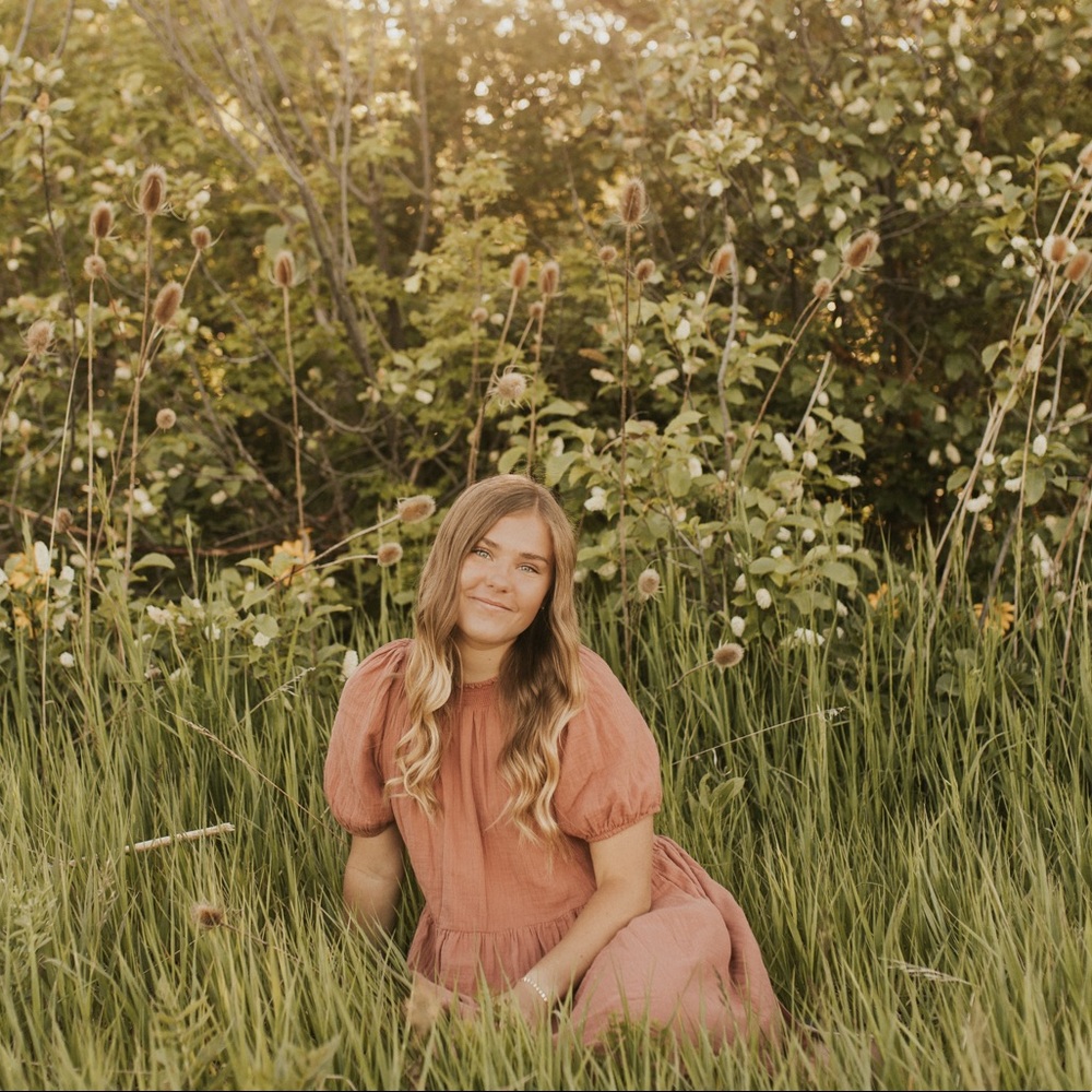 Meet your Posher, Emily